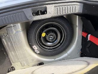 Ford Fiesta 1.0 EcoBoost Titanium bron finnik picture 32