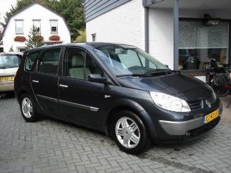 Avarii autoturisme Renault Grand-scenic 120 pk dci 7 pers dynamique 2005/2