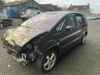 Ford S-Max  picture 6
