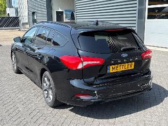 Ford Focus ST-Line 1.0 EcoBoost 12V Hybrid 125 Combi/o  Elektrisch Benzine 999cc 92kW (125pk) picture 3