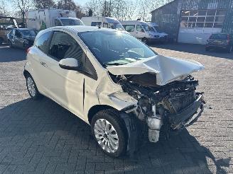 Ford Ka 1.2 Hatchback  Benzine 1.242cc 51kW (69pk) FWD picture 7