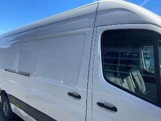Mercedes Sprinter 317 L4H3 1.9 cdi manual euro 6 navigatie 360 camera picture 28