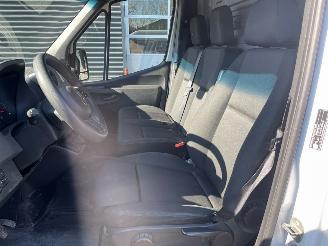 Mercedes Sprinter 317 L4H3 1.9 cdi manual euro 6 navigatie 360 camera picture 15