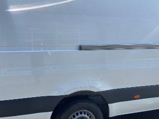 Mercedes Sprinter 317 L4H3 1.9 cdi manual euro 6 navigatie 360 camera picture 29