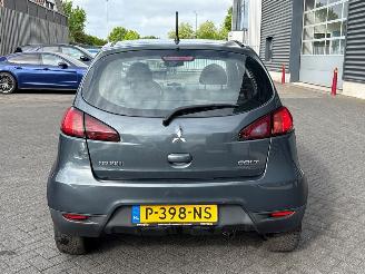 Mitsubishi Colt 1.1 12V Hatchback  Benzine 1.124cc 55kW (75pk) FWD picture 4