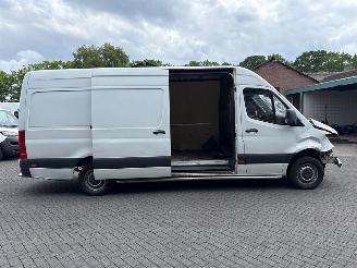 Mercedes Sprinter 314 CDI 2.1 D RWD Bestel  Diesel 2.143cc 105kW (143pk) picture 10