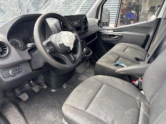 Mercedes Sprinter 314 CDI 2.1 D RWD Bestel  Diesel 2.143cc 105kW (143pk) picture 13