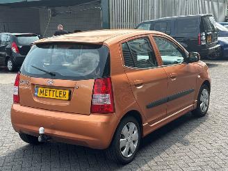 Kia Picanto 1.0 12V Hatchback  Benzine 999cc 45kW (61pk) FWD picture 5