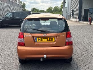Kia Picanto 1.0 12V Hatchback  Benzine 999cc 45kW (61pk) FWD picture 4