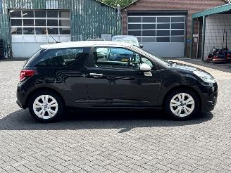 Citroën DS3 1.4 16V VTi Hatchback  Benzine 1.397cc 70kW (95pk) FWD picture 6
