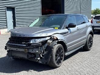 Damaged car Land Rover Range Rover Evoque 2.2 SD4 16V 5-drs. SUV 4Dr Diesel 2.179cc 140kW (190pk) 4x4 2014/5