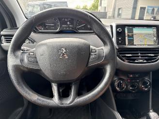 Peugeot 208 1.2 Vti 12V PureTech 82 Hatchback  Benzine 1.199cc 60kW (82pk) FWD picture 13