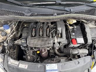 Peugeot 208 1.2 Vti 12V PureTech 82 Hatchback  Benzine 1.199cc 60kW (82pk) FWD picture 23