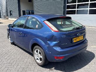 Ford Focus 1.6 16V Hatchback  Benzine 1.596cc 74kW (101pk) FWD picture 3