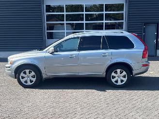 Volvo Xc-90 2.4 D5 20V SUV 7 Persoons Diesel 2.401cc 147kW (200pk) 4x4 picture 2