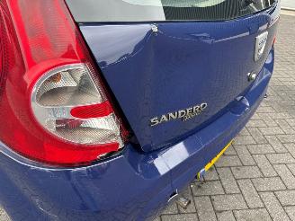 Dacia Sandero 1.2 16V Hatchback  Benzine 1.149cc 55kW (75pk) FWD picture 21