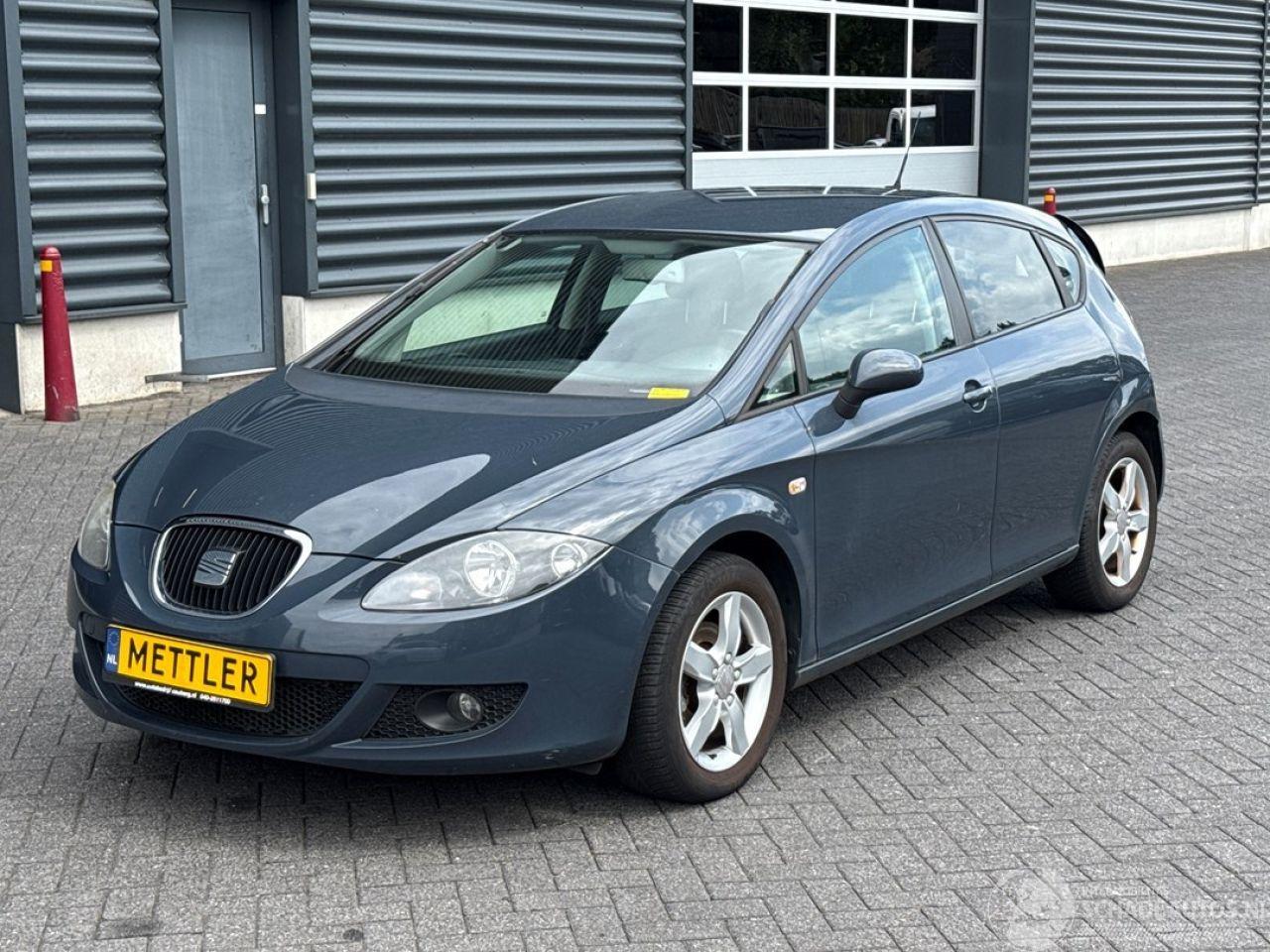 Seat Leon 1.6 Hatchback 4Dr Benzine 1.595cc 75kW (102pk) FWD