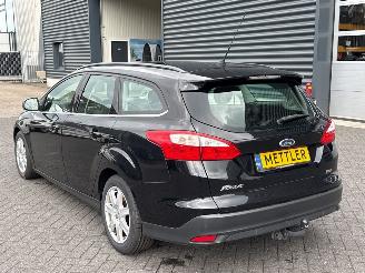 Ford Focus 1.0 Ti-VCT EcoBoost 12V 125 Combi/o  Benzine 998cc 92kW (125pk) picture 3