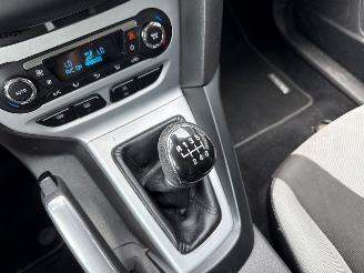 Ford Focus 1.0 Ti-VCT EcoBoost 12V 125 Combi/o  Benzine 998cc 92kW (125pk) picture 18