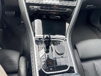 BMW 8-serie M850 CARBON ZWART 390 kW (530 PK) 4.395 cc PANORAMADAK SOFTCLOSE picture 27