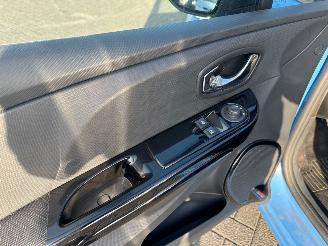 Renault Clio 0.9 Energy TCE 90 12V Hatchback 4Dr Benzine 898cc 66kW (90pk) FWD picture 19