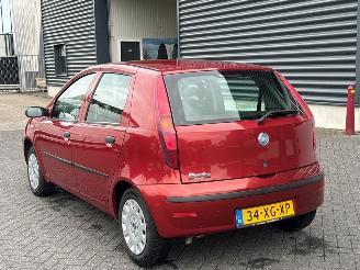 Fiat Punto 1.2 60 S Hatchback  Benzine 1.242cc 44kW (60pk) FWD picture 3
