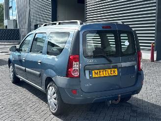 Dacia Logan 1.6 Combi/o  Benzine 1.598cc 64kW (87pk) FWD  airco, trekhaak picture 3