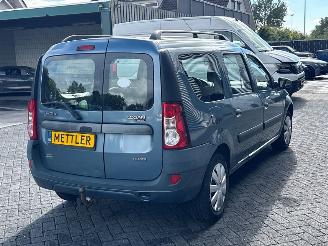 Dacia Logan 1.6 Combi/o  Benzine 1.598cc 64kW (87pk) FWD  airco, trekhaak picture 5
