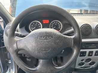 Dacia Logan 1.6 Combi/o  Benzine 1.598cc 64kW (87pk) FWD  airco, trekhaak picture 14