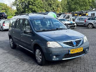 Dacia Logan 1.6 Combi/o  Benzine 1.598cc 64kW (87pk) FWD  airco, trekhaak picture 7