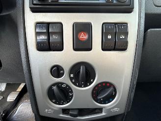 Dacia Logan 1.6 Combi/o  Benzine 1.598cc 64kW (87pk) FWD  airco, trekhaak picture 17