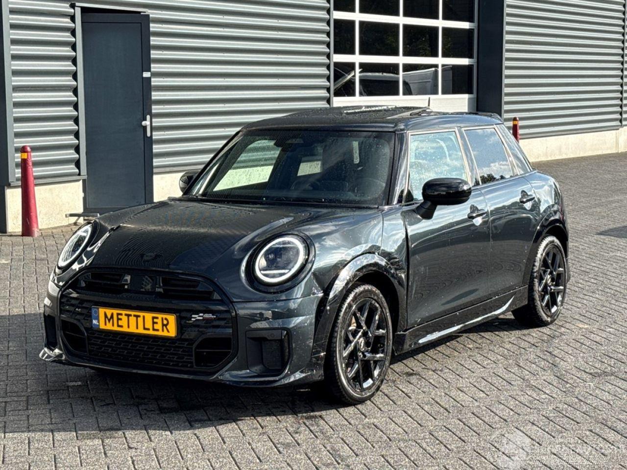 Mini Cooper S 2.0 Cooper S, John Cooper Works M pakket, camera, navi, panoramadak