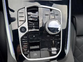 BMW X5 M60i xDrive 4.4i V8 32V Mild Hybrid SUV  Elektrisch Benzine 4.395cc 390kW (530pk) 4x4 picture 24