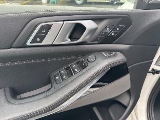 BMW X5 M60i xDrive 4.4i V8 32V Mild Hybrid SUV  Elektrisch Benzine 4.395cc 390kW (530pk) 4x4 picture 16