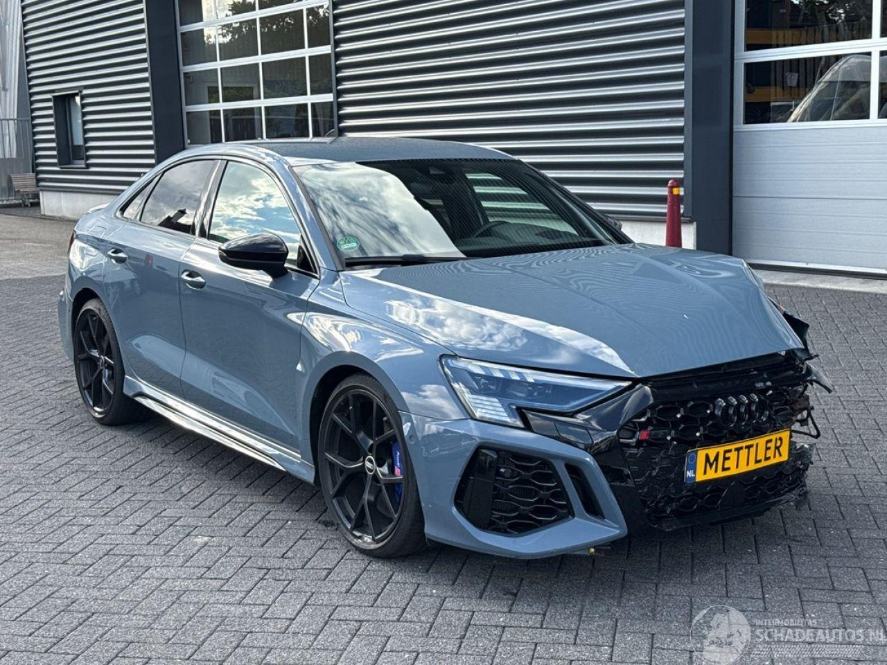 Audi Rs3 Limousine  Keramisch 2.5 TFSI 20V Quattro Sedan 4Dr Benzine 2.480cc 294kW (400pk) 4x4