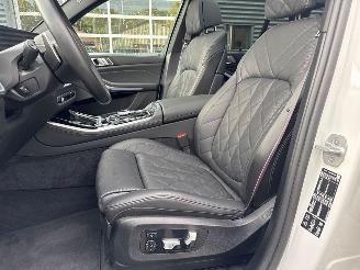 BMW X5 M60i xDrive 4.4i V8 32V Mild Hybrid SUV  Elektrisch Benzine 4.395cc 390kW (530pk) 4x4 picture 14
