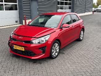uszkodzony samochody osobowe Kia Rio 1.0i T-GDi 100 /  automaat 2022/11