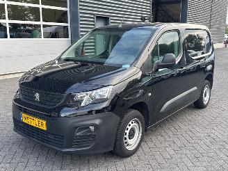 Unfall Kfz Van Peugeot Partner 1.5 BlueHDi 75 Bestel  Diesel 1.499cc 55kW 2019/10