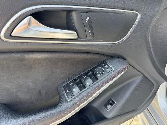 Mercedes Cla-klasse 2.2 CLA-220 CDI AMG Pakket picture 19