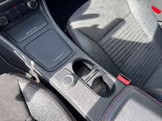 Mercedes Cla-klasse 2.2 CLA-220 CDI AMG Pakket picture 24