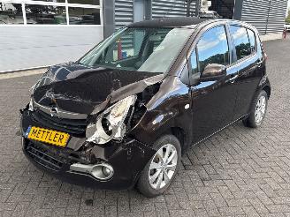 Schadeauto Opel Agila 1.0 12V MPV  Benzine 996cc 50kW (68pk) FWD 2014/2