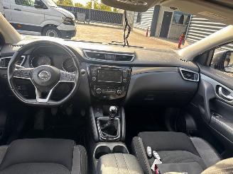 Nissan Qashqai 1.3 DIG-T 140 16V SUV  Benzine 1.332cc 103kW picture 16