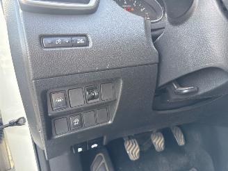 Nissan Qashqai 1.3 DIG-T 140 16V SUV  Benzine 1.332cc 103kW picture 26