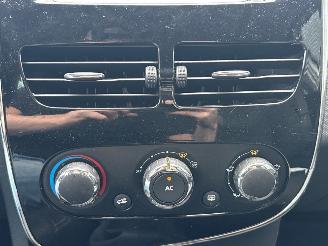 Renault Clio 0.9 Energy TCE 12V Combi/o 4Dr Benzine 898cc 66kW (90pk) picture 24