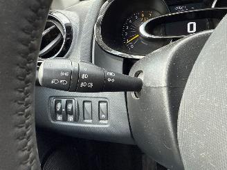 Renault Clio 0.9 Energy TCE 12V Combi/o 4Dr Benzine 898cc 66kW (90pk) picture 19
