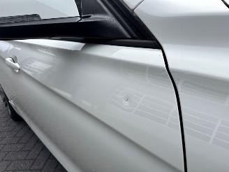 BMW 3-serie 320i 2.0 16V Sedan 4Dr Benzine 1.997cc 135kW (184pk) RWD picture 27