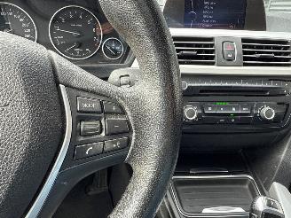 BMW 3-serie 320i 2.0 16V Sedan 4Dr Benzine 1.997cc 135kW (184pk) RWD picture 22