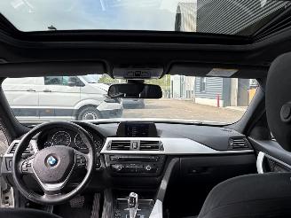 BMW 3-serie 320i 2.0 16V Sedan 4Dr Benzine 1.997cc 135kW (184pk) RWD picture 11