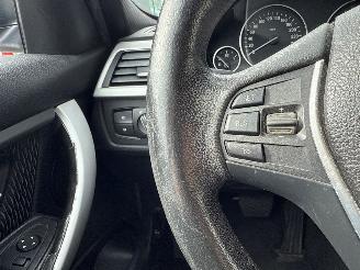 BMW 3-serie 320i 2.0 16V Sedan 4Dr Benzine 1.997cc 135kW (184pk) RWD picture 21
