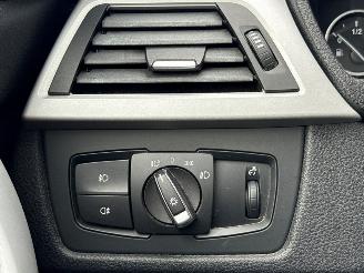 BMW 3-serie 320i 2.0 16V Sedan 4Dr Benzine 1.997cc 135kW (184pk) RWD picture 19